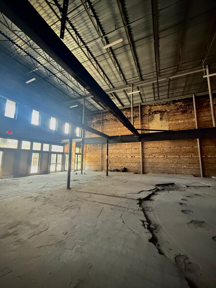 1609 7th Ave, Ybor City, FL à louer - Photo du bâtiment - Image 2 de 4