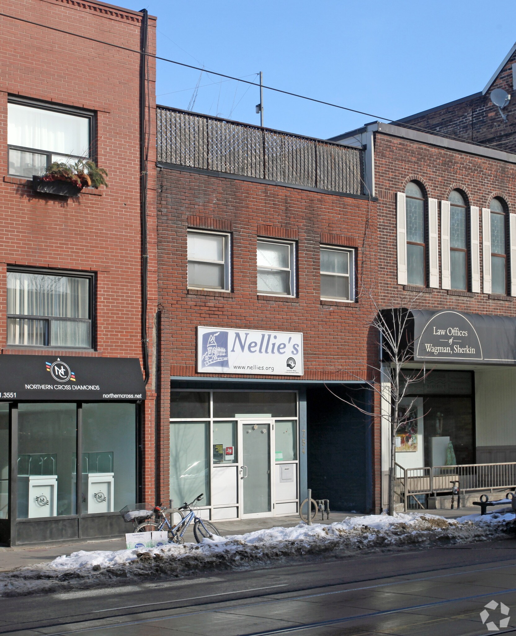 754 Queen St E, Toronto, ON for sale Primary Photo- Image 1 of 1