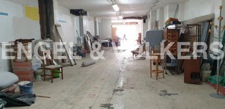 Plus de détails pour Multi-résidentiel à vendre