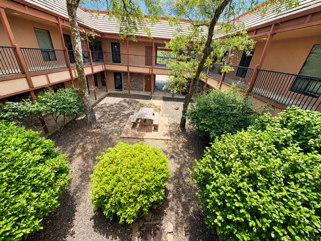 12183 Locksley Ln, Auburn, CA for lease - Building Photo - Image 3 of 9