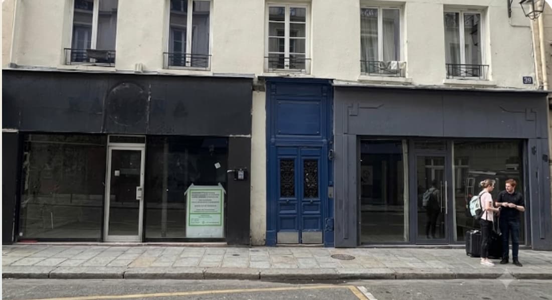 59 Rue Notre-Dame De Nazareth, Paris for lease Interior Photo- Image 1 of 3