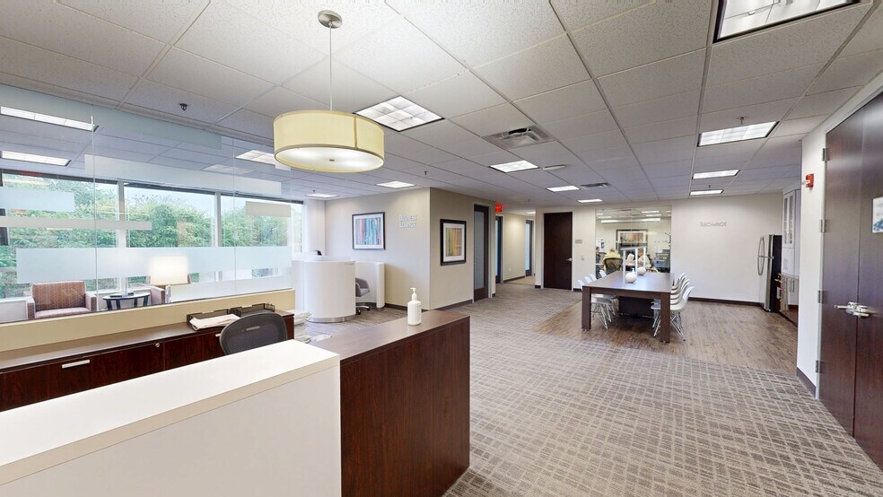 175 Capital Blvd, Rocky Hill, CT à louer - Numérisation 3D de Matterport - Image 3 de 30