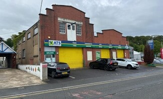 Plus de détails pour New Rd, Newcastle Emlyn - Commerce de détail à vendre