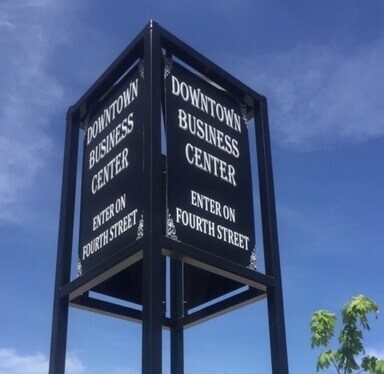 414 4th St, Woodland, CA à louer - Photo du bâtiment - Image 2 de 3