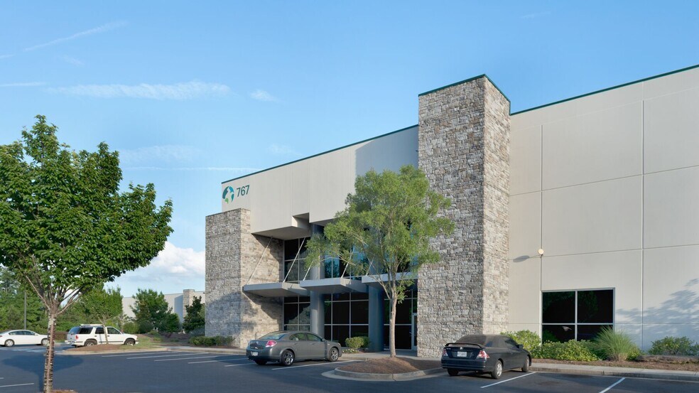 767 Douglas Hill Rd, Lithia Springs, GA à louer - Photo du bâtiment - Image 2 de 3