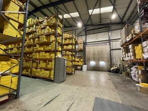 Emerald Way, Stone for lease Interior Photo- Image 2 of 3