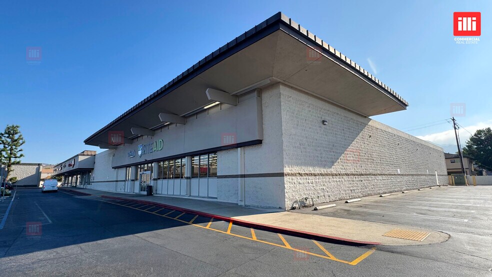 5845 E Los Angeles Ave, Simi Valley, CA à louer - Photo du bâtiment - Image 3 de 14