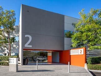 Plus de détails pour 2 Executive Cir, Irvine, CA - Bureau à louer