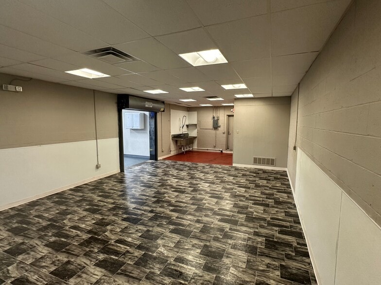 29921-29923 Harper Ave, Saint Clair Shores, MI for sale - Building Photo - Image 3 of 5