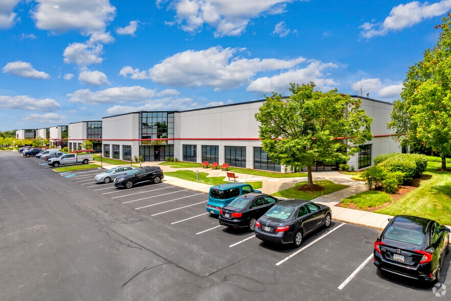 9000 Virginia Manor Rd, Beltsville, MD for lease - Primary Photo - Image 1 of 4