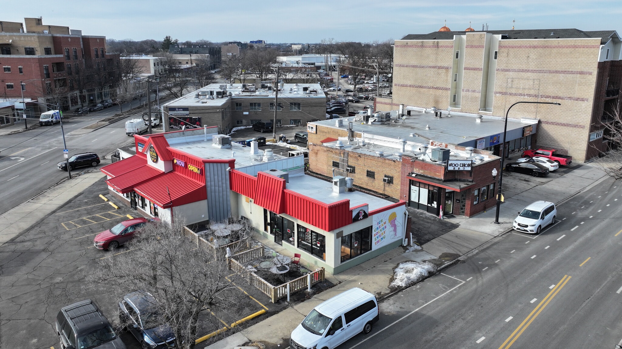 5731 N Lincoln Ave, Chicago, IL for sale Primary Photo- Image 1 of 19