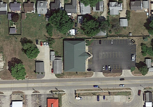 603-605 W Van Buren St, Clinton, IL - aerial  map view