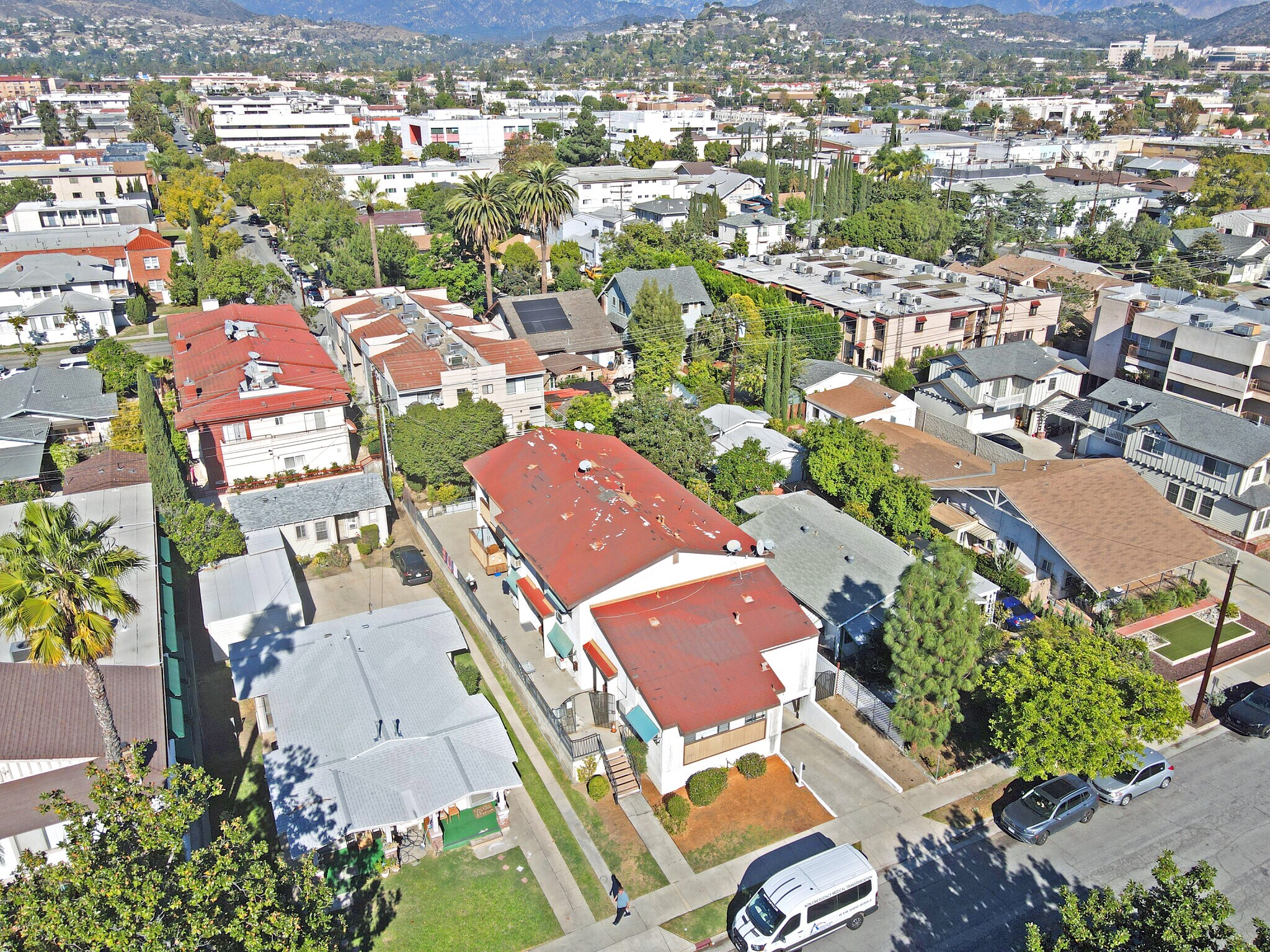 1001 Orange Grove Ave, Glendale, CA à vendre Photo principale- Image 1 de 23