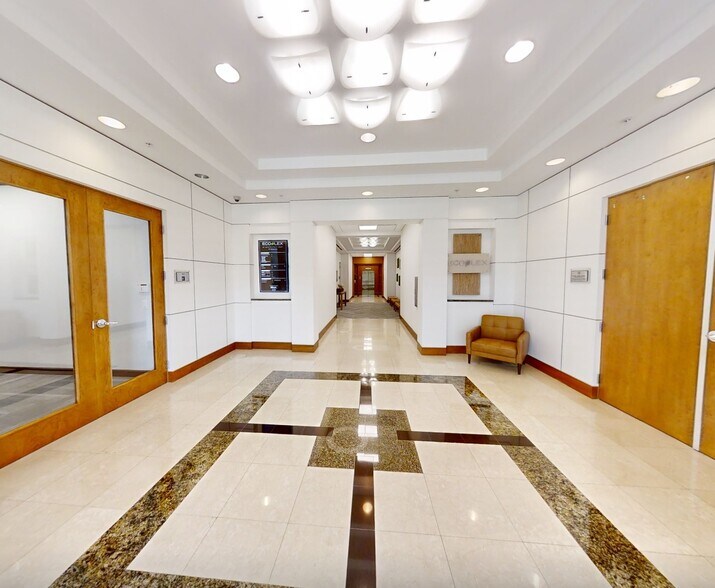 1641 Worthington Rd, West Palm Beach, FL à louer - Numérisation 3D de Matterport - Image 2 de 24