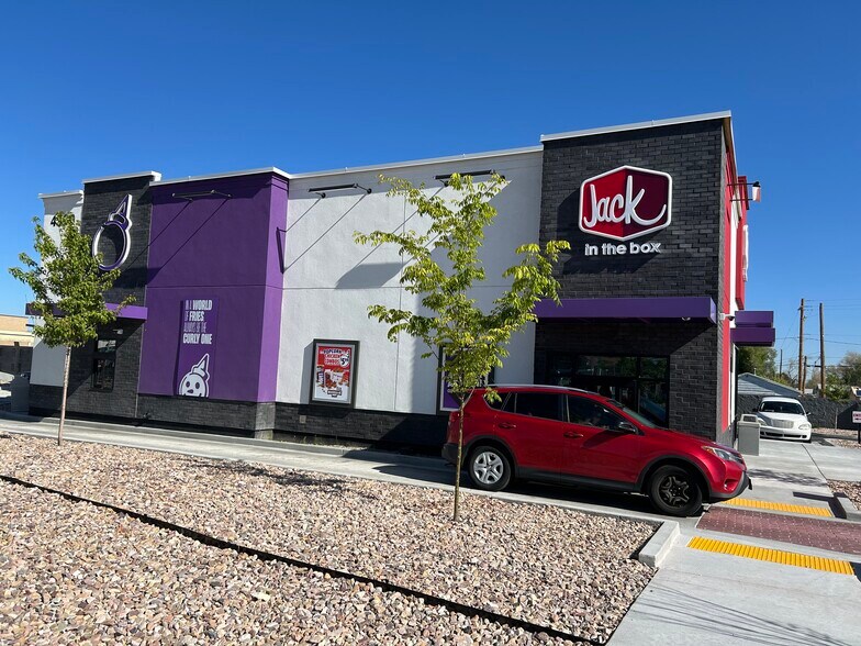 4380 W 3500 S, West Valley City, UT à vendre - Photo du bâtiment - Image 1 de 5