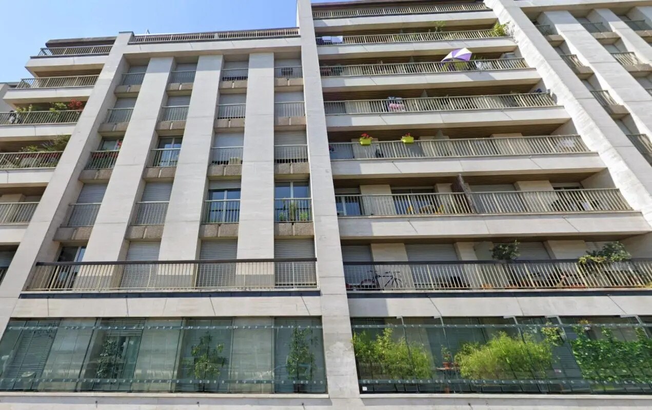 137 Quai De Valmy, Paris à louer Photo du bâtiment- Image 1 de 10