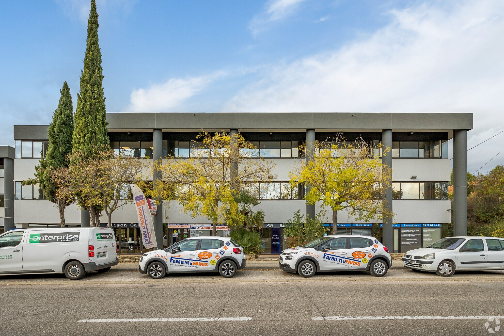 Office in Aix-en-Provence for lease Primary Photo- Image 1 of 6