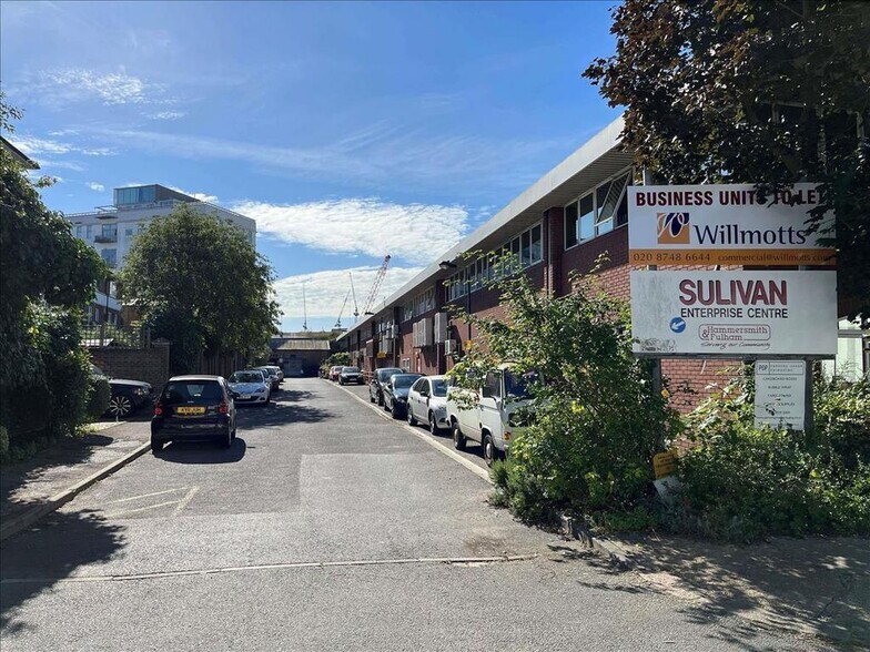 Sulivan Rd, Londres à louer - Photo du bâtiment - Image 1 de 1