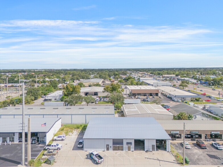 1925 12th St, Sarasota, FL à louer - Photo du bâtiment - Image 2 de 33