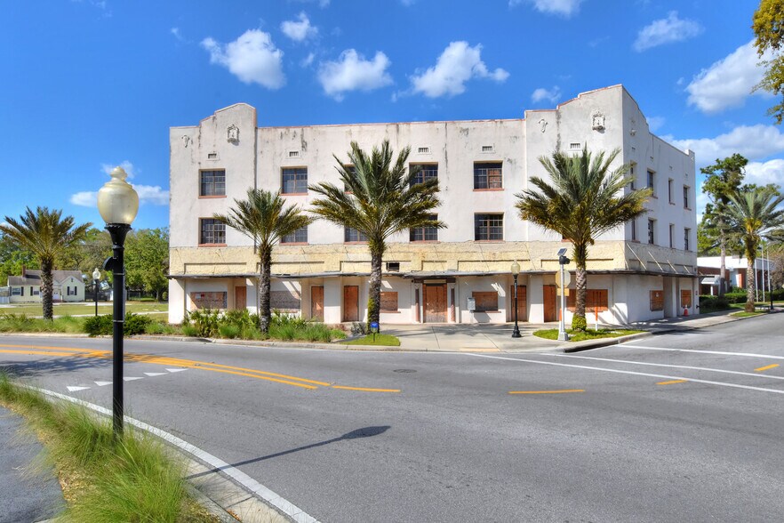 206 Pilaklakaha Ave, Auburndale, FL à vendre - Photo du bâtiment - Image 2 de 80