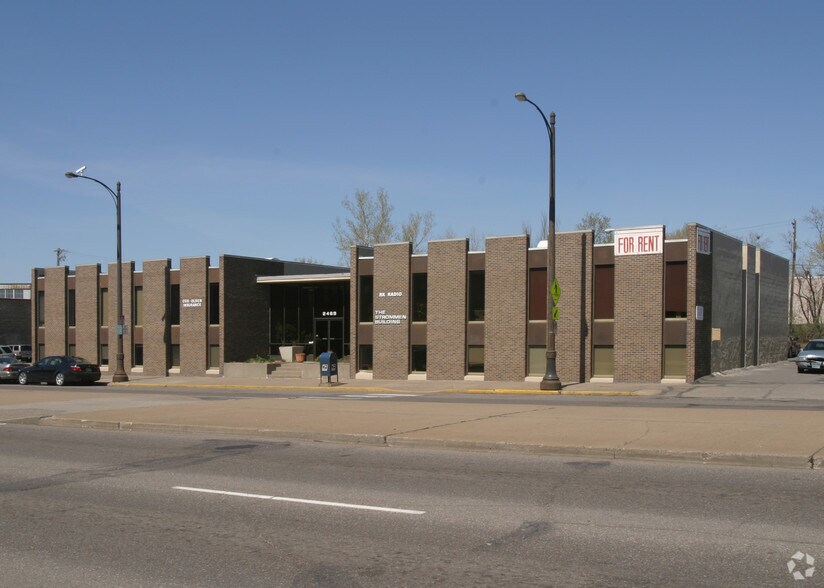 2469 W University Ave, Saint Paul, MN à vendre - Photo du bâtiment - Image 3 de 18