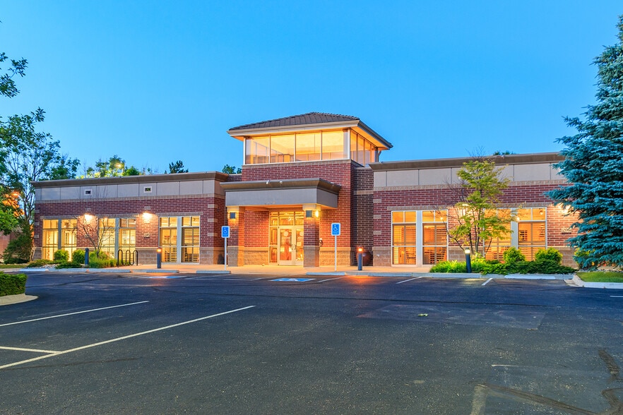 8040 Southpark Ln, Littleton, CO for lease - Building Photo - Image 2 of 16