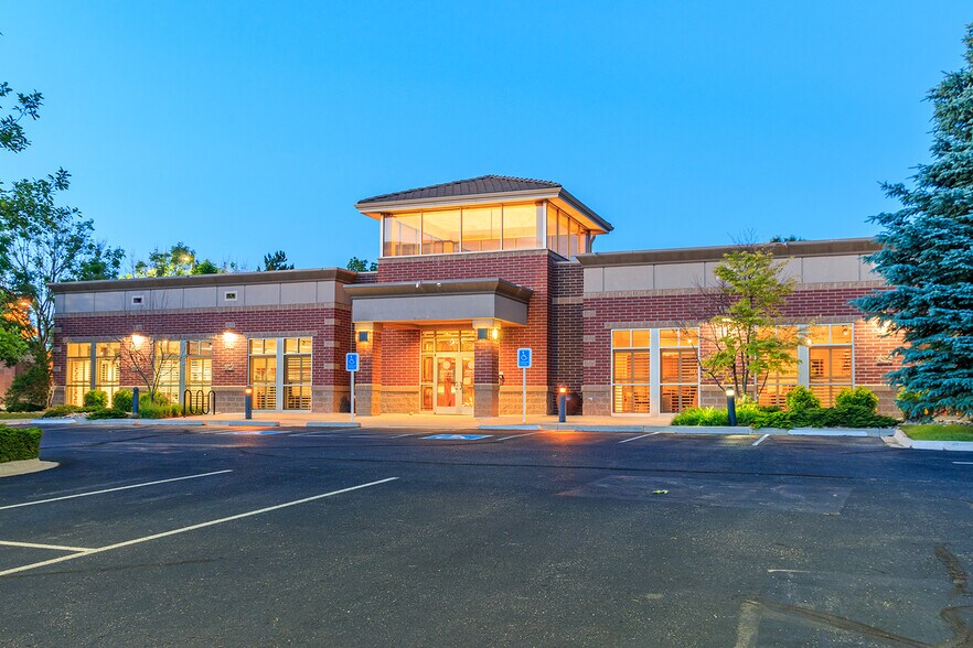 8040 Southpark Ln, Littleton, CO à vendre - Photo du bâtiment - Image 3 de 17