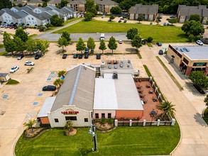 1072 W Lee Dr, Baton Rouge, LA for lease Interior Photo- Image 2 of 8