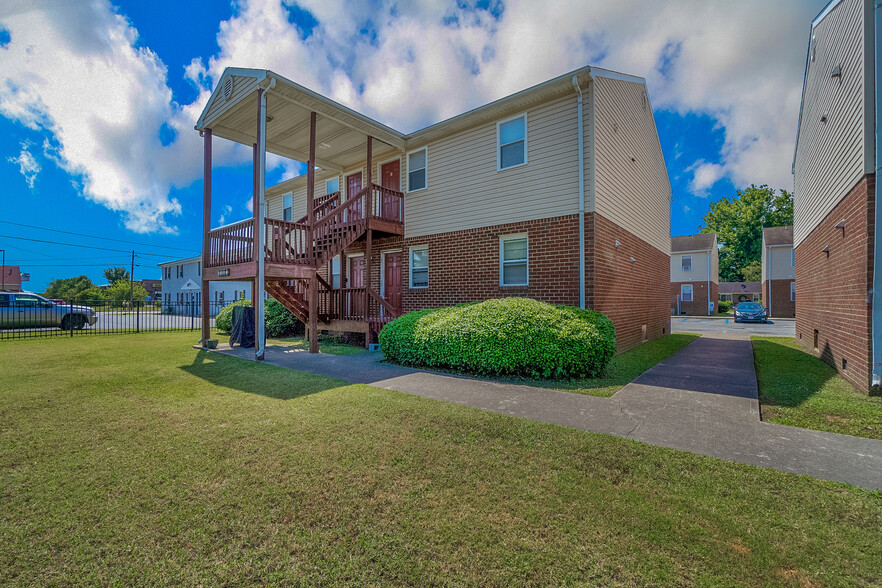 1705 Chestnut St, Portsmouth, VA for sale - Building Photo - Image 2 of 5