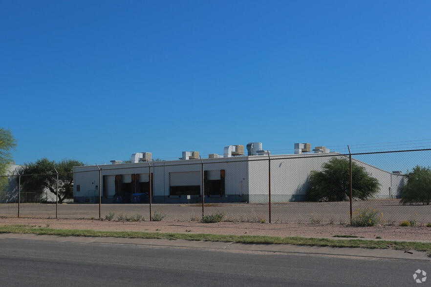 401 E Irvington Rd, Tucson, AZ for sale - Building Photo - Image 3 of 5