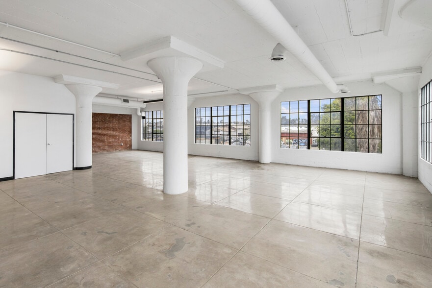 1026 S Santa Fe Ave, Los Angeles, CA à louer - Photo intérieure - Image 3 de 9