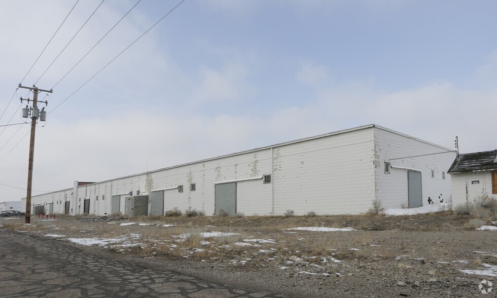 1523 W K Ave, Tooele, UT à vendre - Photo du bâtiment - Image 2 de 5