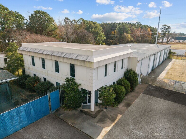 829-843 W Star St, Greenville, NC à vendre - Photo du bâtiment - Image 2 de 13