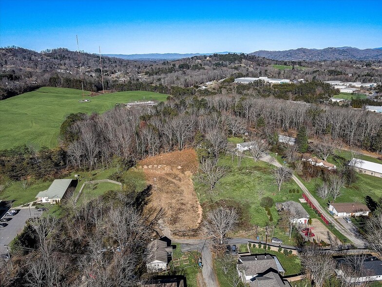 99999 Oak Hill, Asheville, NC for sale - Primary Photo - Image 1 of 1