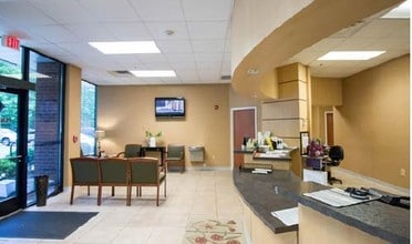501 Butler Farm Rd, Hampton, VA for lease Lobby- Image 2 of 6