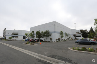 Plus de détails pour 7375 Chapman Ave, Garden Grove, CA - Industriel à louer