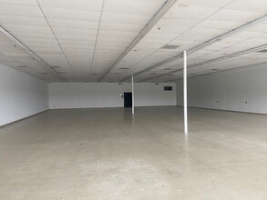 200-240 Grove Ave SW, Cleveland, TN for lease Interior Photo- Image 2 of 8