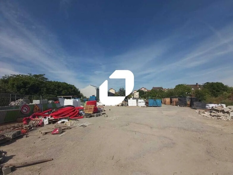 Voie De Mons, Villeneuve-le-Roi for lease - Building Photo - Image 3 of 7