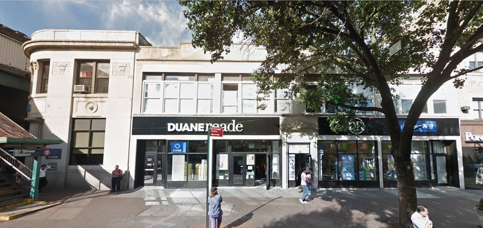 37-62 82nd St, Flushing, NY à vendre Photo du bâtiment- Image 1 de 1