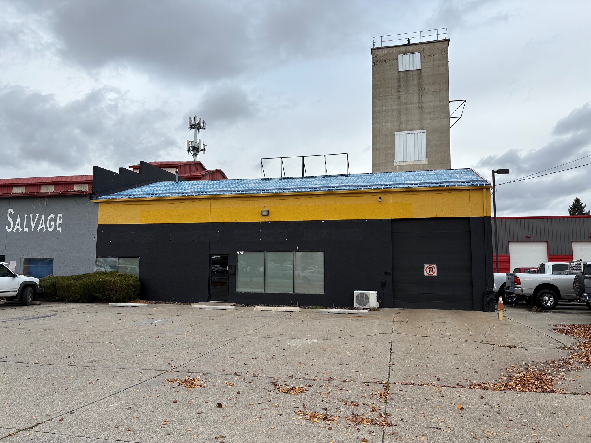 7501-7505 E Sprague Ave, Spokane Valley, WA for lease Building Photo- Image 1 of 6