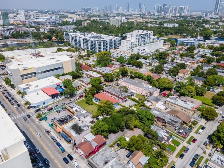521 NW 12th Ave, Miami, FL for sale - Aerial - Image 3 of 17