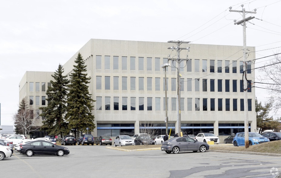 3300 Boul de la Côte-Vertu, Montréal, QC for lease - Building Photo - Image 3 of 5