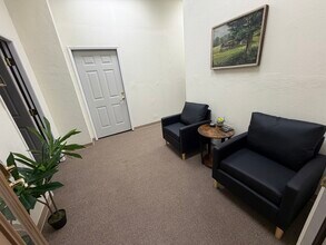 408 SW Monroe Ave, Corvallis, OR for lease Interior Photo- Image 1 of 3