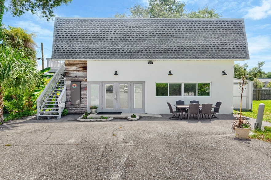 2229-2233 Nursery Rd, Clearwater, FL for sale - Building Photo - Image 2 of 12