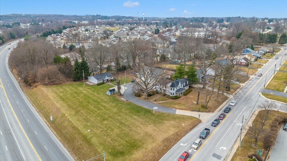 806 Park Ave, Mount Airy, MD à vendre - Aérien - Image 2 de 45