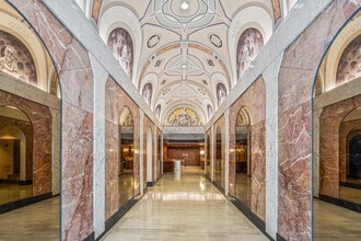 34-36 W 44th St, New York, NY for lease Interior Photo- Image 2 of 6