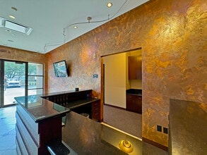 1437 Highway 6, Sugar Land, TX for lease Interior Photo- Image 2 of 11