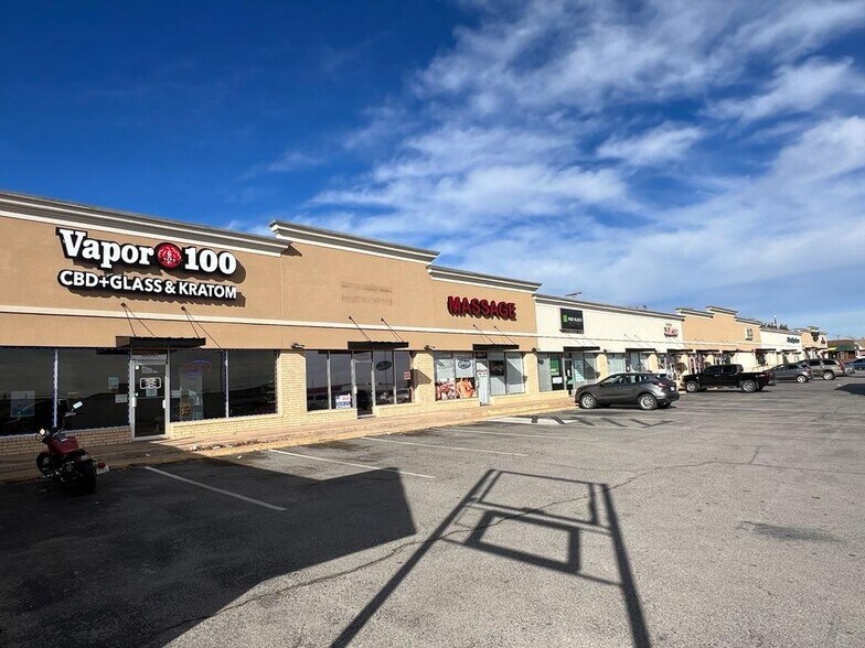 1419-1501 N Main St, Altus, OK à louer - Photo du bâtiment - Image 2 de 4