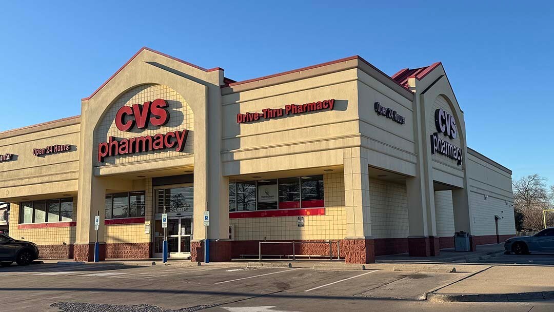 5659 Lemmon Ave, Dallas, TX à louer Photo du bâtiment- Image 1 de 3