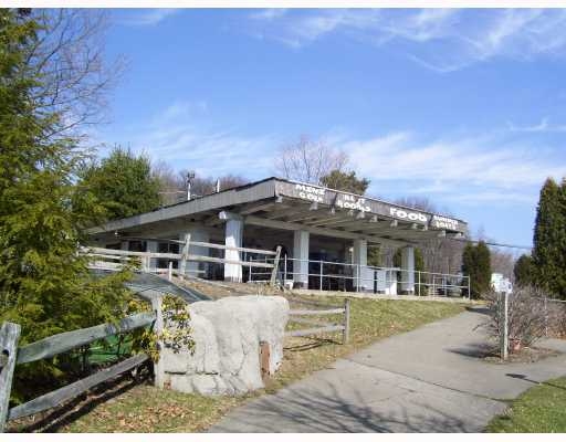 132 Caddie Shak Rd, Donegal, PA à vendre - Photo principale - Image 1 de 1